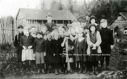 Class of Irvine’s Landing School circa 1921